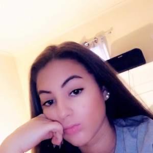 Meet your Posher, Alejandra